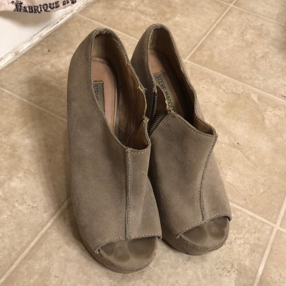 Steve Madden Wedges